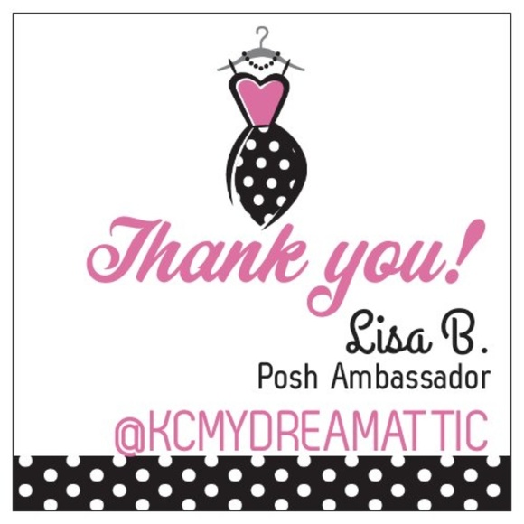 Lisa B. **POSH AMBASSADOR** - Picture 1 of 2
